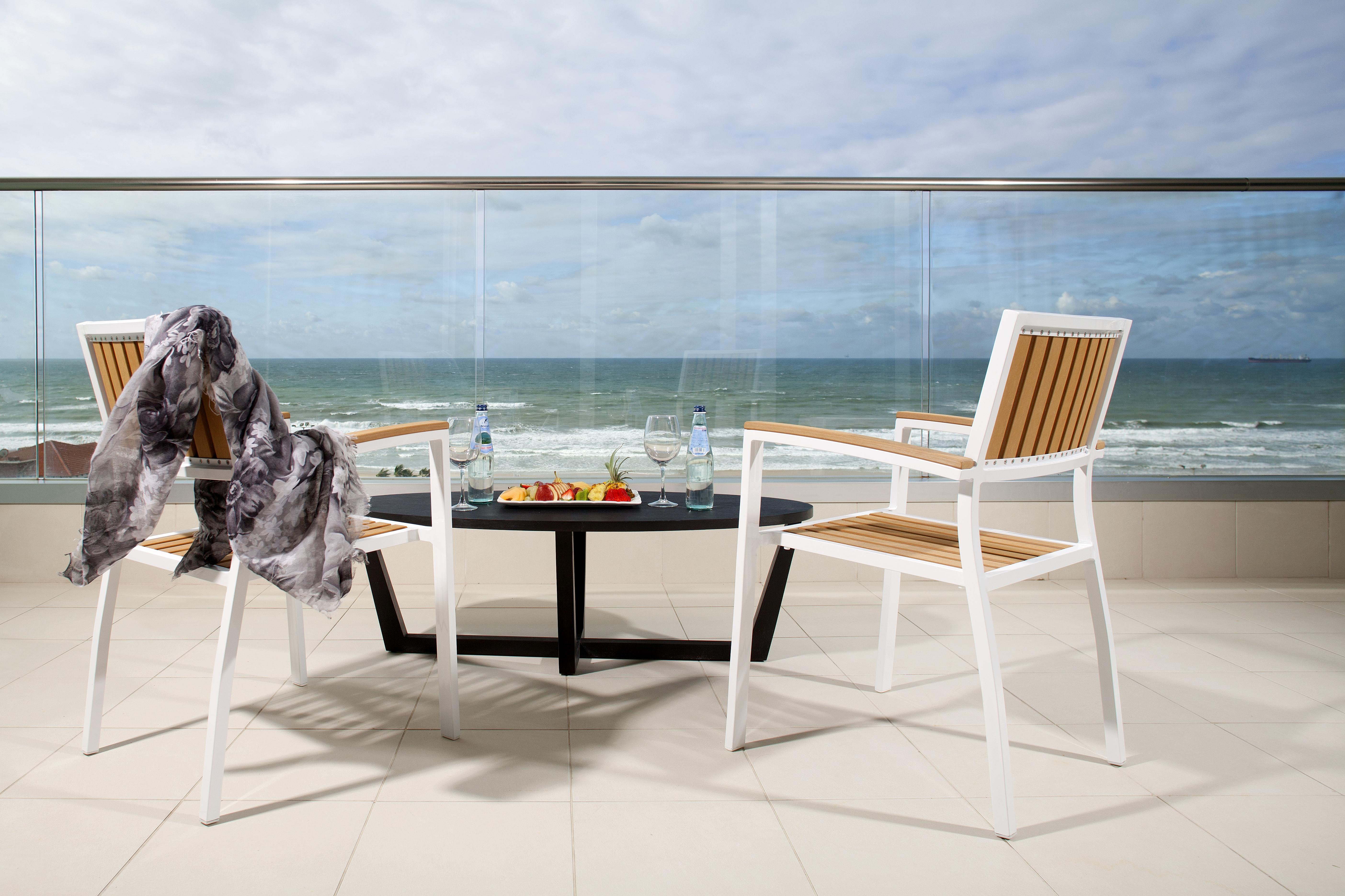 West All Suites Hotel Ashdod Bagian luar foto