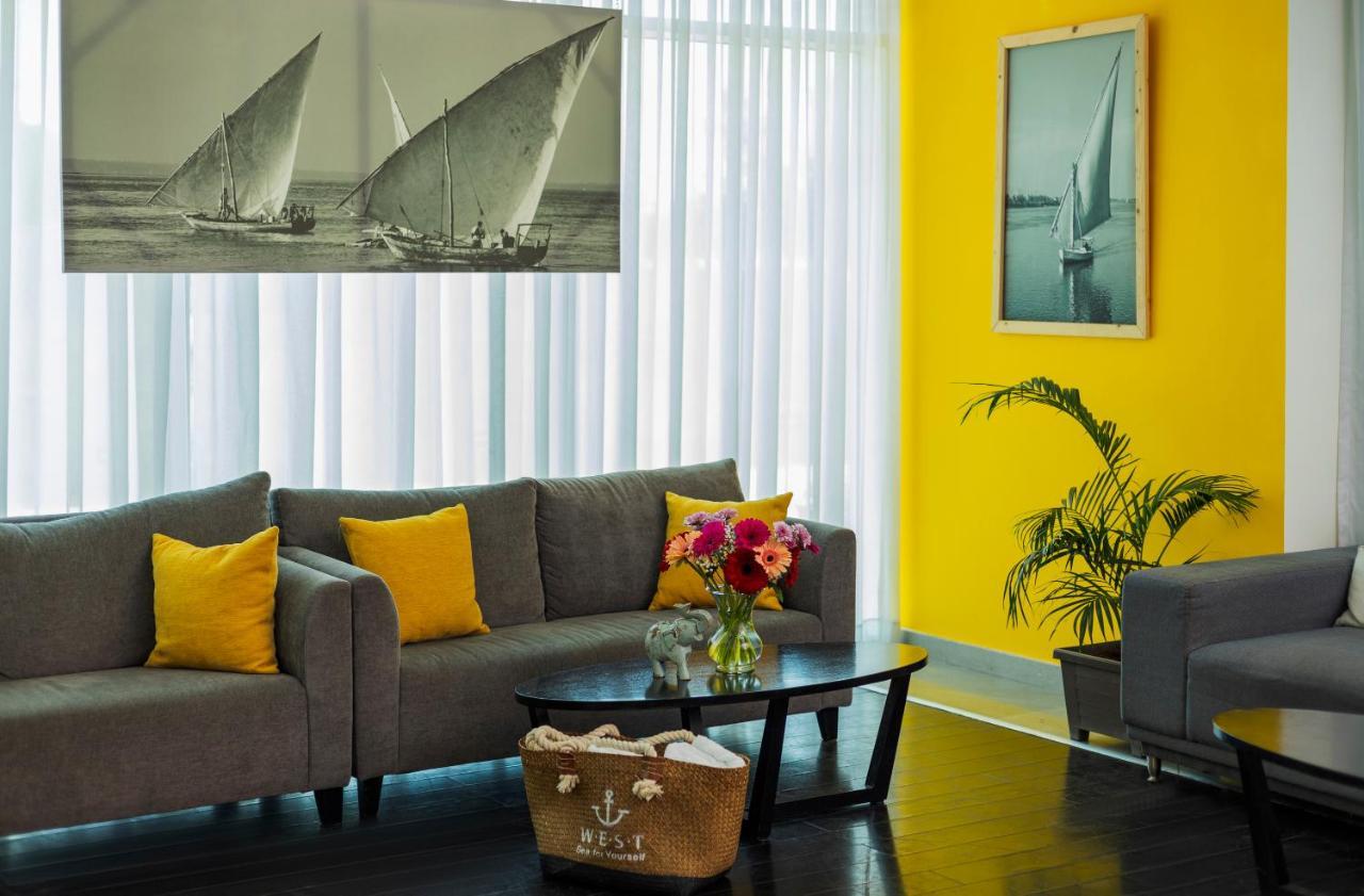 West All Suites Hotel Ashdod Bagian luar foto