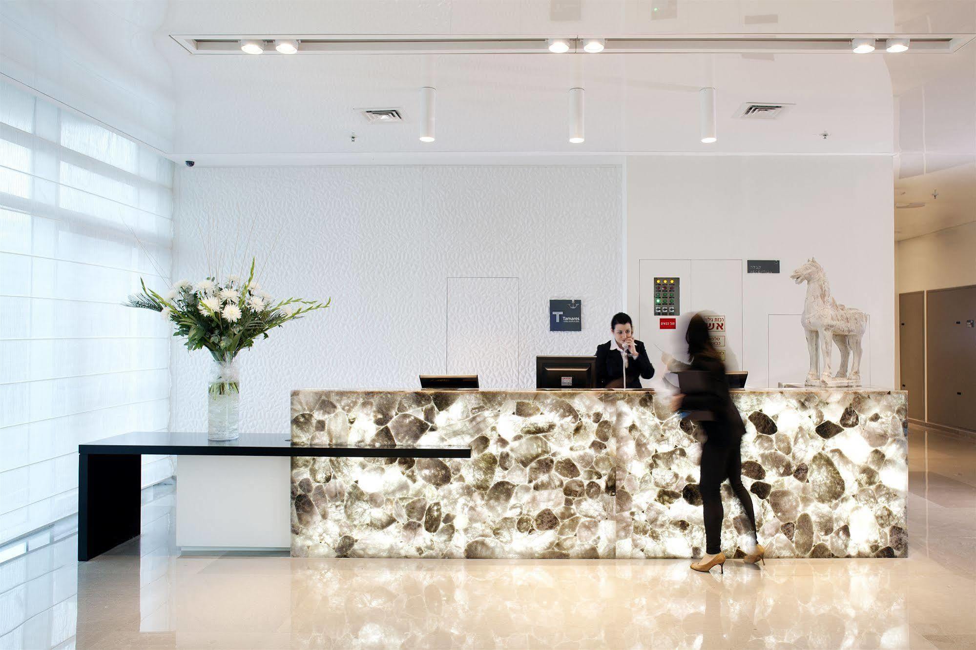 West All Suites Hotel Ashdod Bagian luar foto